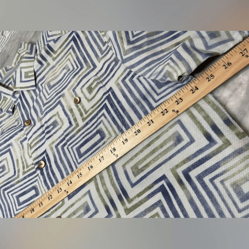 Tommy Bahama Tommy Bahama 100% Silk Shirt geometric pattern blue green co Size US L / EU 52-54 / 3 - 4 Thumbnail