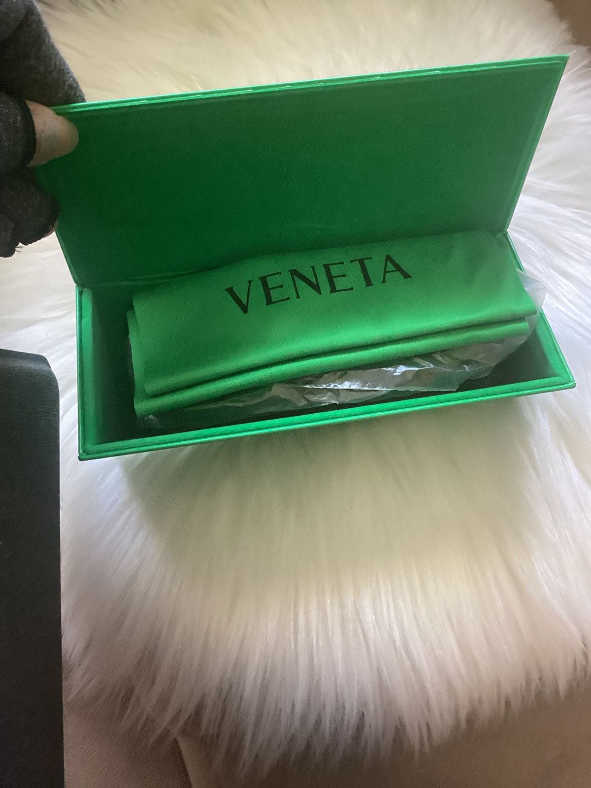 Bottega Veneta Bottega Veneta's chic square sunglasses Size ONE SIZE - 9 Thumbnail