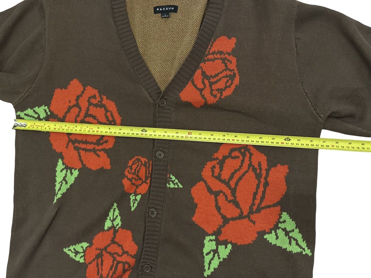Pacsun × Vintage Rose knit cardigan Pacsun Size US L / EU 52-54 / 3 - 5 Thumbnail