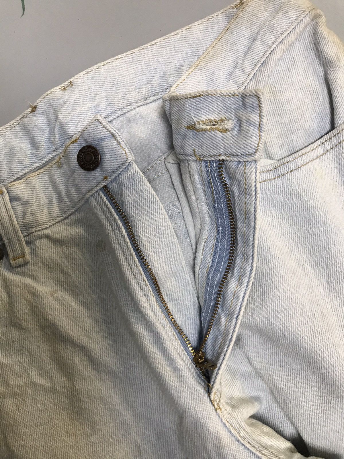 Lee Vintage Lee dusty stained denim Size US 30 / EU 46 - 6 Thumbnail