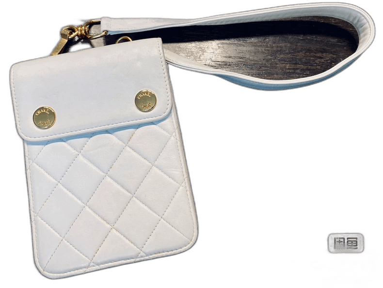 Chanel Smartphone Bag White Diamond Pattern