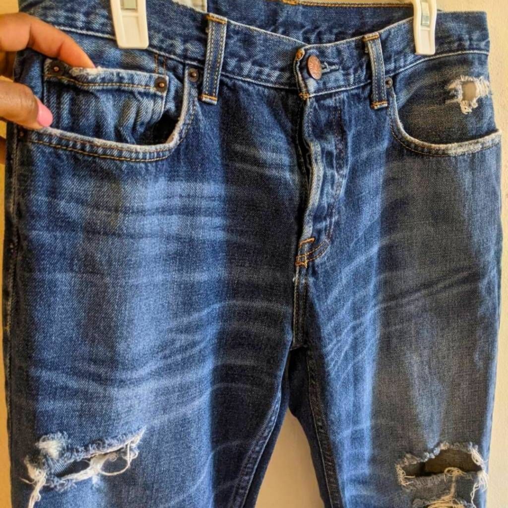 Hollister Hollister Men’s Distressed Straight Leg Jeans W32 L32 Medium Wash Button Fly Size US 32 / EU 48 - 5 Thumbnail