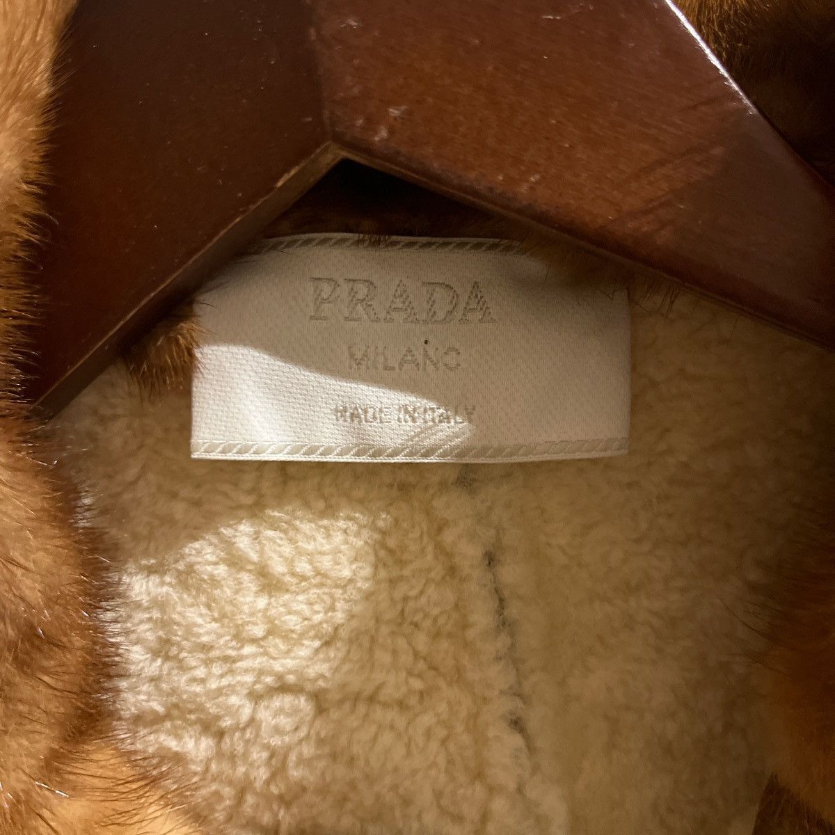 Prada Vintage Prada Mink Fur/Shearling Coat Fall/Winter 2004 Size M / US 6-8 / IT 42-44 - 3 Thumbnail