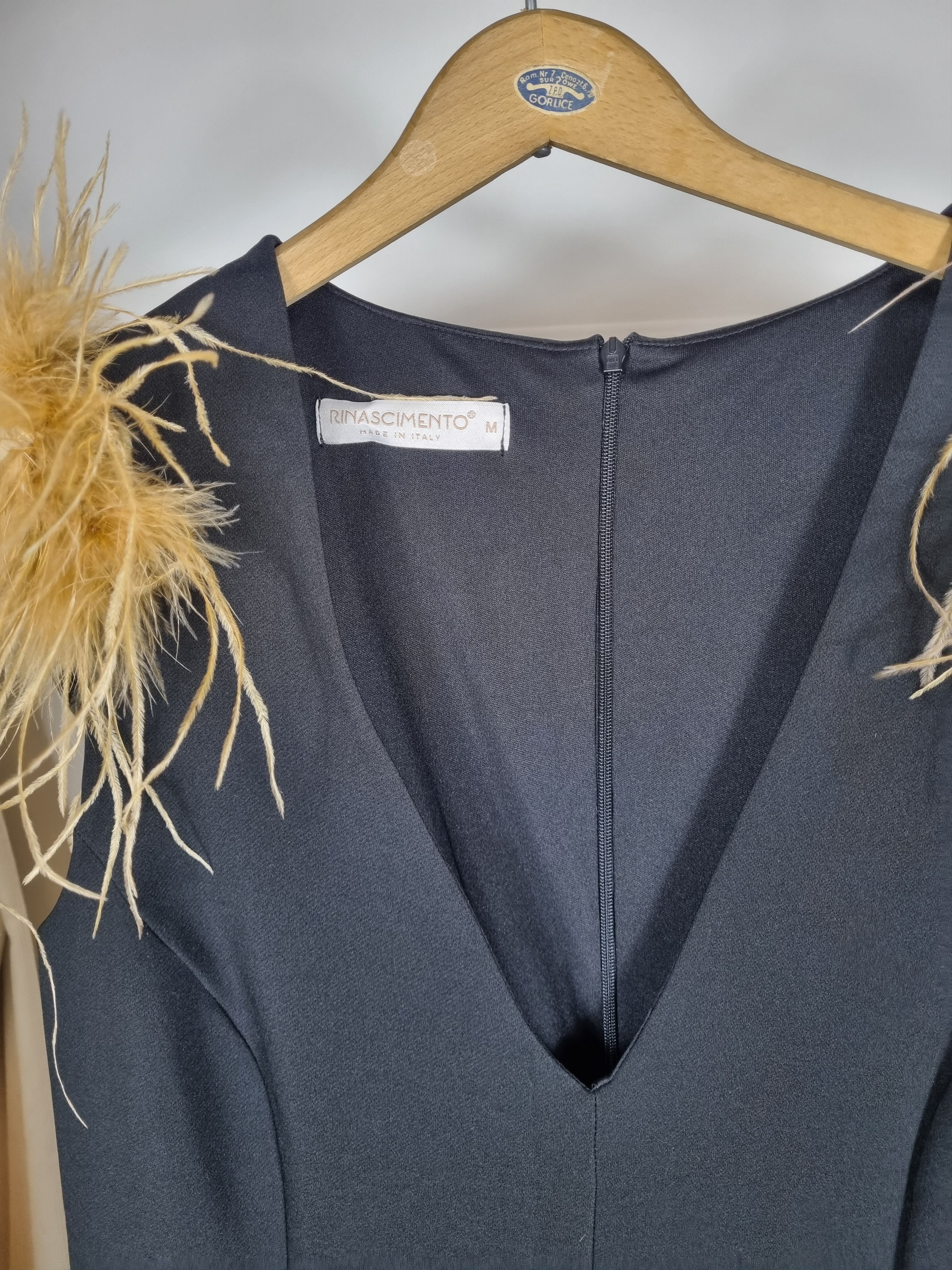 Other Rinascimento Italy Feather-Trimmed Evening Jumpsuit Black Size M / US 6-8 / IT 42-44 - 2 Thumbnail