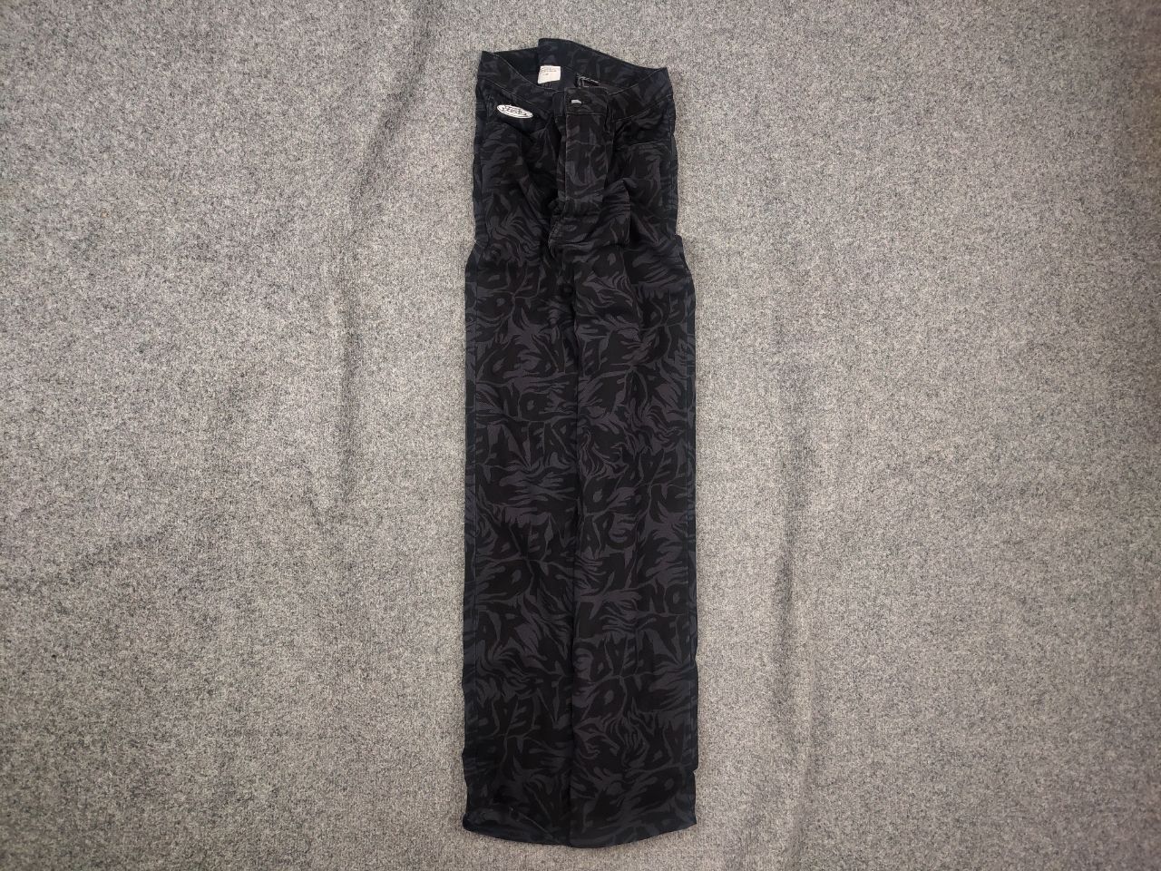 No Fear No Fear Monogram Black Gray Denim Baggy Jeans Vintage Style Size US 32 / EU 48 - 1 Thumbnail