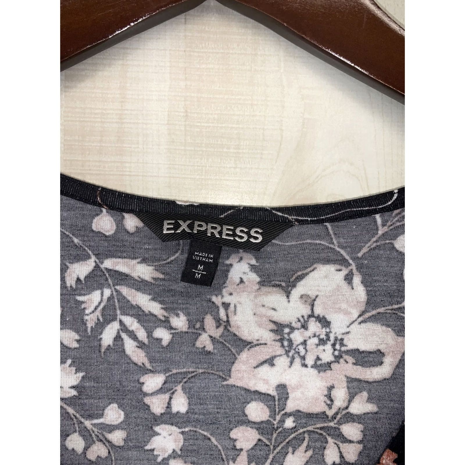 Express Express Womens Size M Short Sleeve Knot Front Maxi Floral Dress-6315 Size 32" / US 10 / IT 46 - 4 Thumbnail