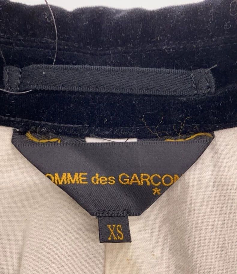 Comme des Garcons Comme Des Garcons Velvet collar/large button coat Size XS / US 0-2 / IT 36-38 - 4 Thumbnail