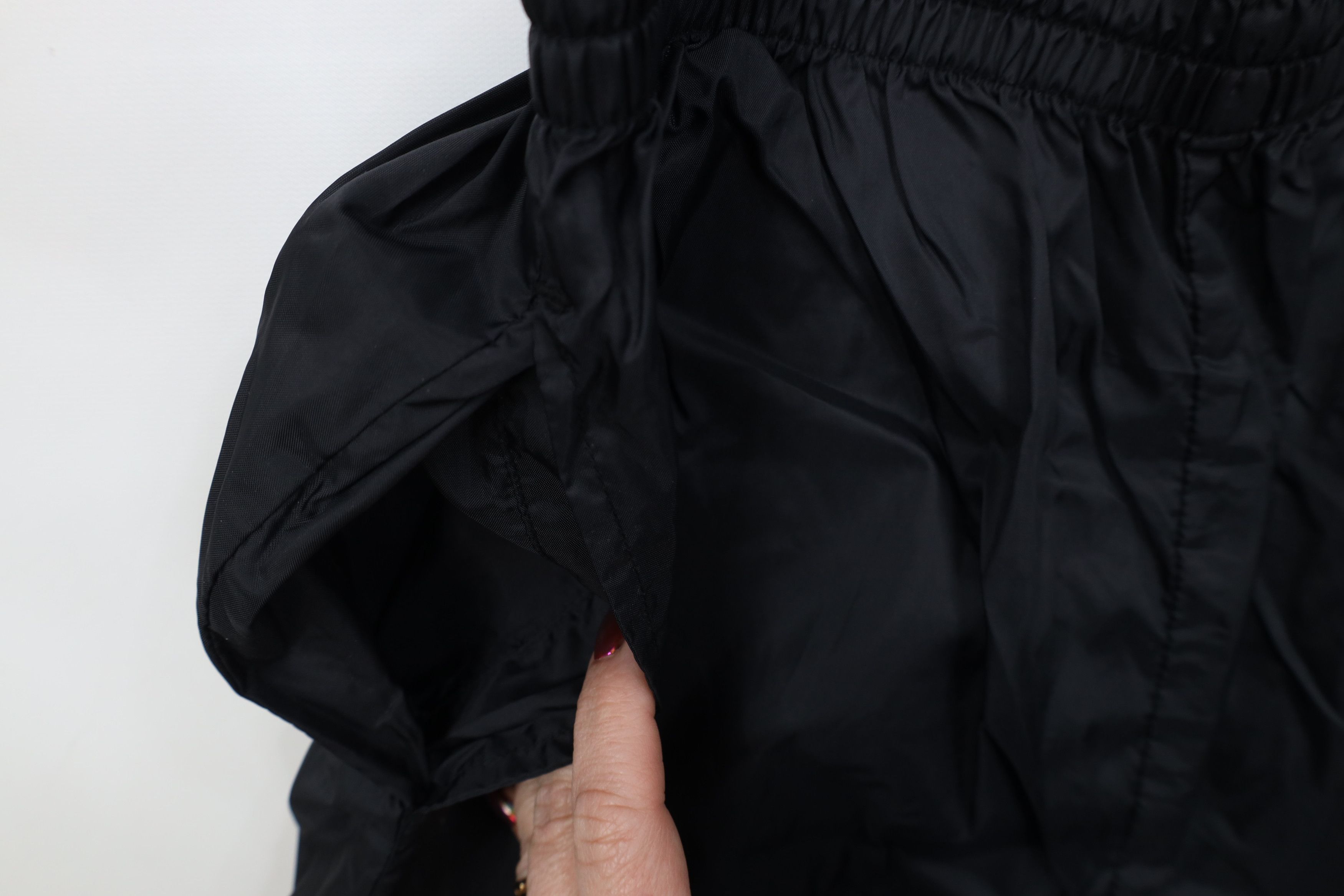 Vintage Vintage 90s Streetwear Cuffed Windbreaker Jogger Pants Black Size US 34 / EU 50 - 8 Thumbnail