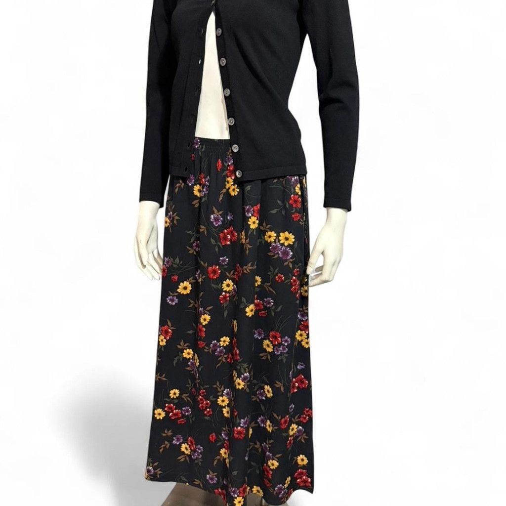 Other VINTAGE Cottage core vibes Black floral skirt Size 28" / US 6 / IT 42 - 2 Thumbnail