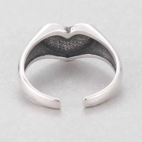 Jewelry × Vintage Crying heart ring Size ONE SIZE - 4 Thumbnail