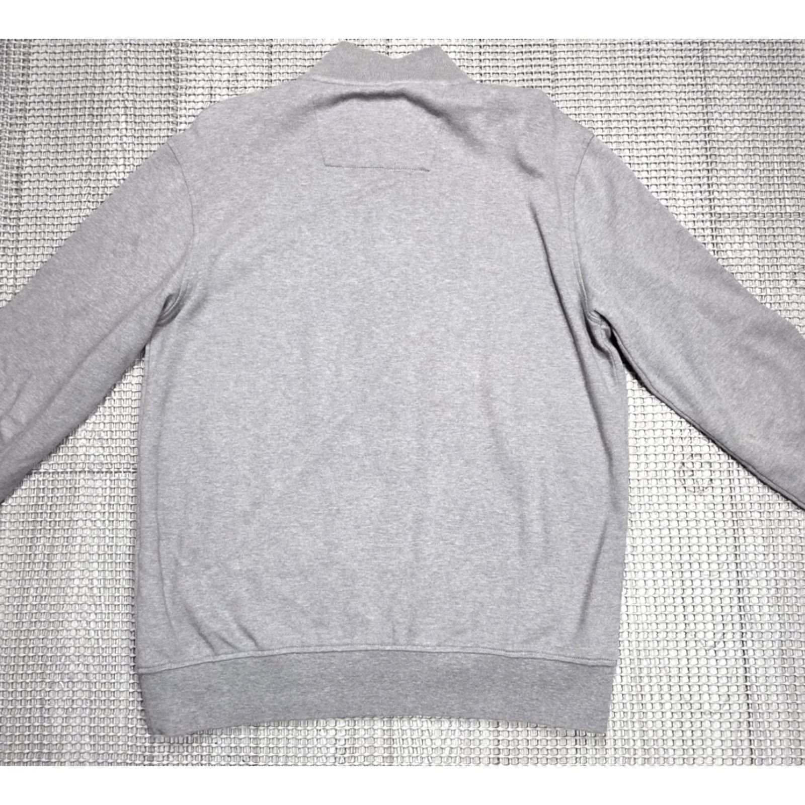 Vineyard Vines Vineyard Vines Sweater Mens S Gray Cotton 1/4 Zip Pullover Long Sleeve Mockneck Shirt Mens S Gray Cotton 1/4 Zip Pullover Long Sleeve Mockneck Size US S / EU 44-46 / 1 - 7 Thumbnail