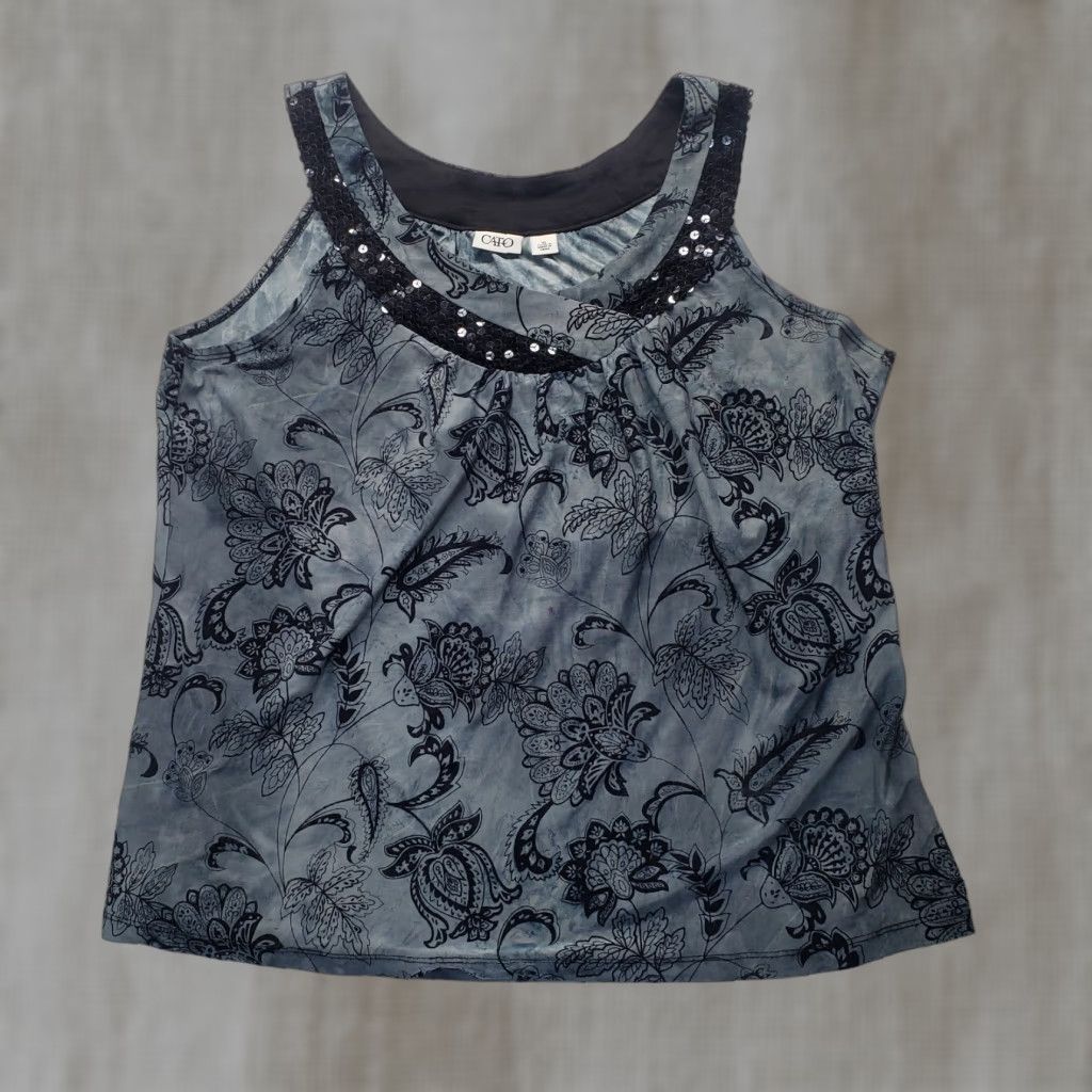 Vintage **Cato Gray Flora Print Tank Top Adult Women's Size XL** User: Cato Gray Floral Print Tank Top Adult Women's Size XL Size XL / US 12-14 / IT 48-50 - 1 Thumbnail