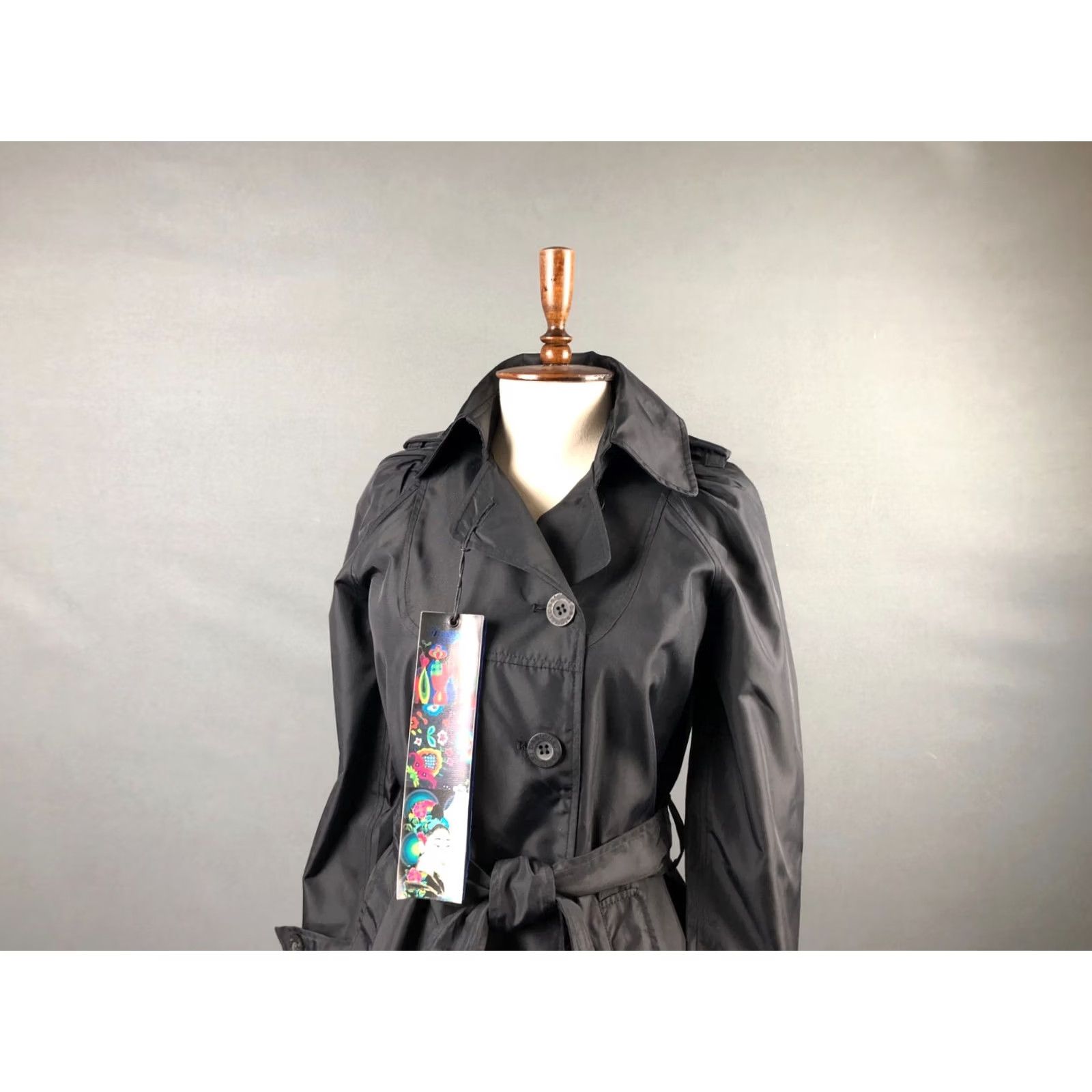 Desigual Desigual Women's Trench Coat Black Nylon Embroidered Belted Long Sleeve Patch Logo Buttoned Epaulettes Regular Size 38 Coat Women Size XS / US 0-2 / IT 36-38 - 6 Thumbnail