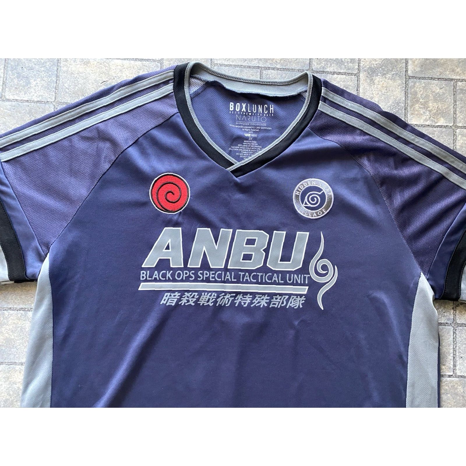Vintage Box Lunch Naruto Jersey Men’s 2X Anbu Black Ops Kakashi Shirt Short Sleeve Black Jersey Anime Mens 2X Size US XXL / EU 58 / 5 - 3 Thumbnail