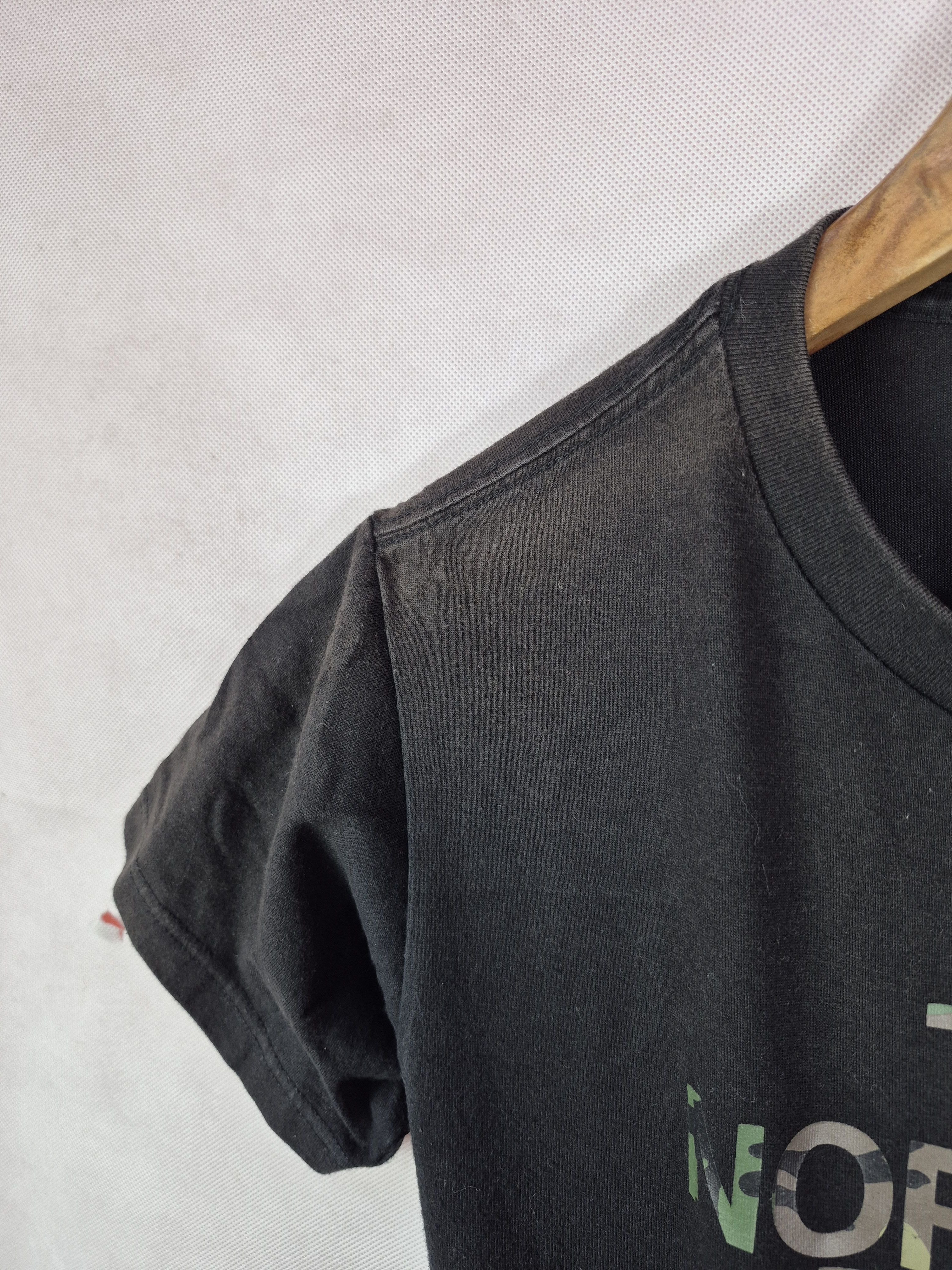 The North Face 🔥 The North Face Camo Logo Tee Kids Youth Size US XS / EU 42 / 0 - 6 Thumbnail