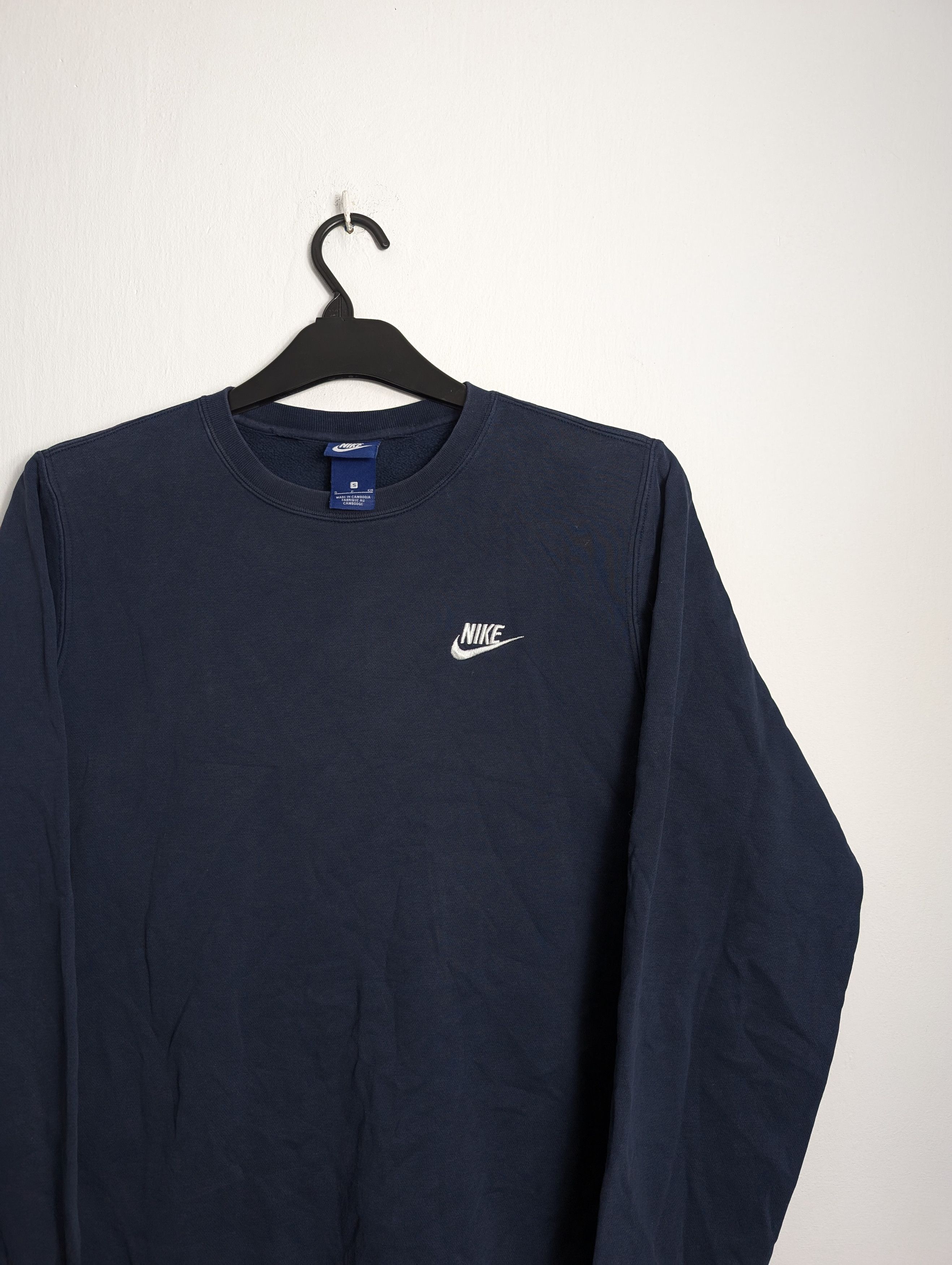 Nike Nike Navy Crewneck Sweatshirt Basic Streetwear Size US S / EU 44-46 / 1 - 2 Thumbnail
