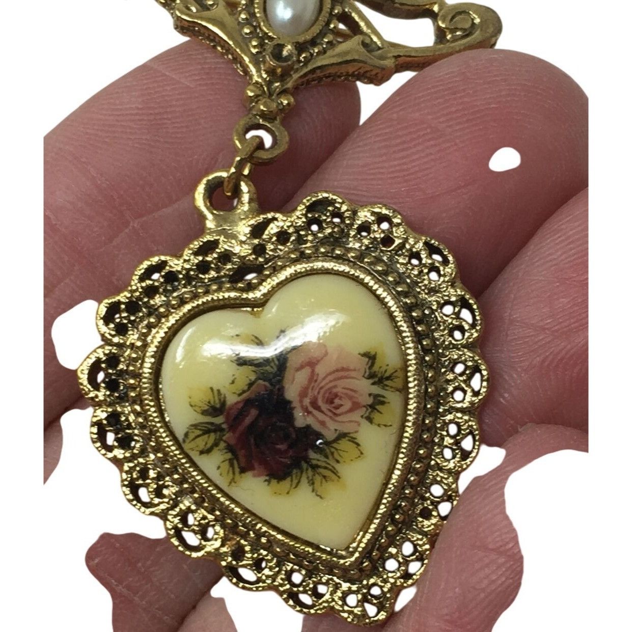 Other Vintage Cameo Victorian Style Flower Rose Faux Pearl Dangle Size ONE SIZE - 3 Thumbnail