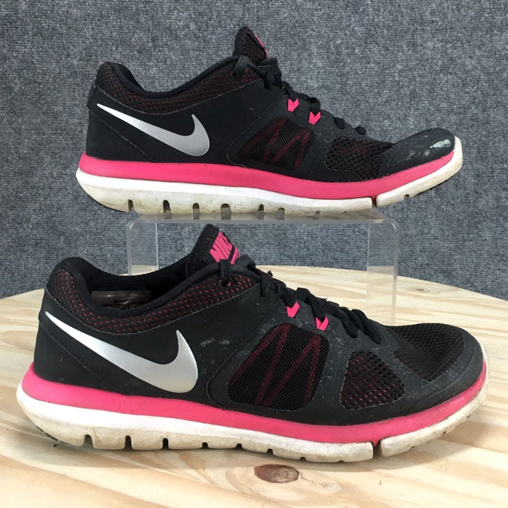 Nike Nike Shoes Womens 9 Flex Run Sneakers Black Low Top 642767-002 Size M / US 6-8 / IT 42-44 - 2 Thumbnail