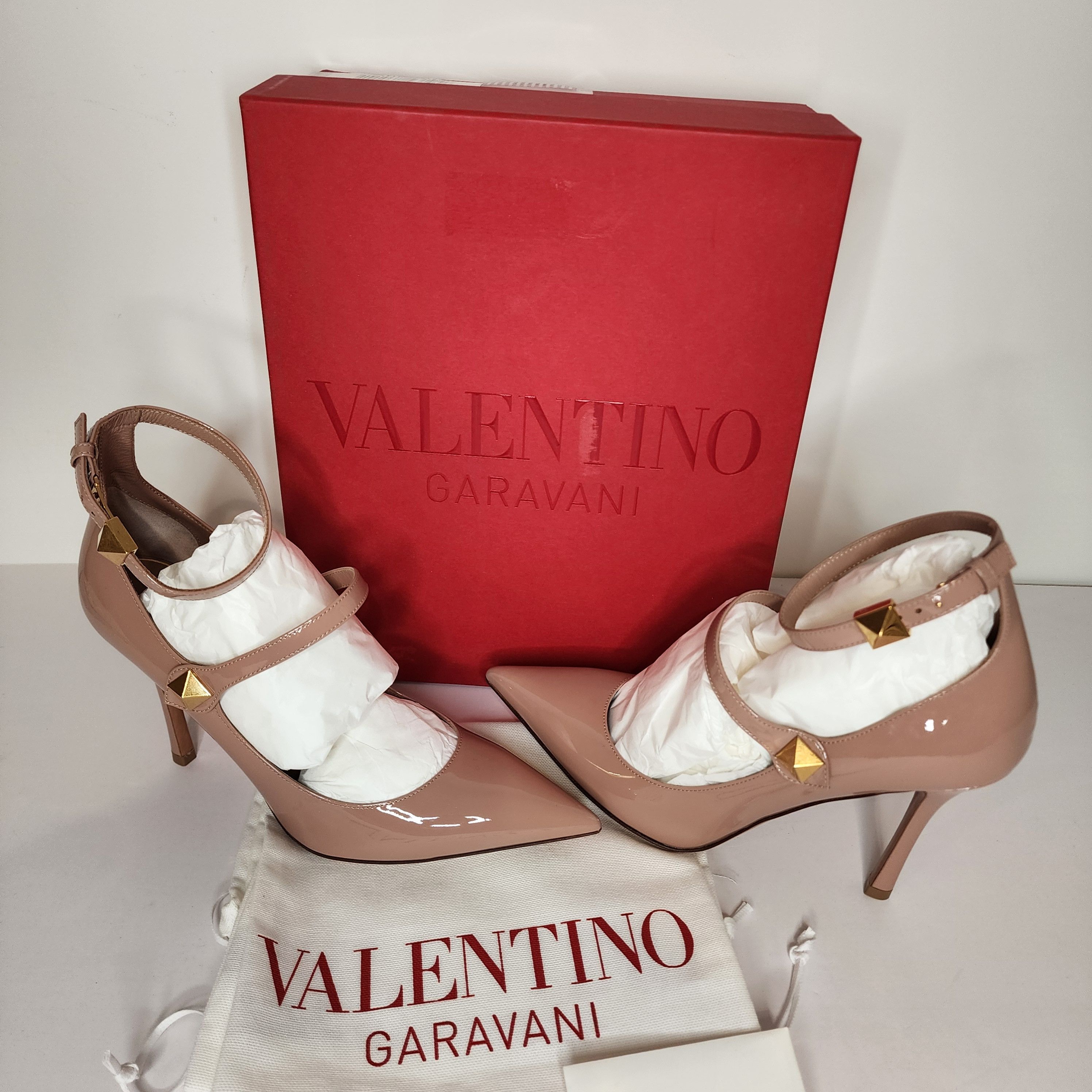 Valentino Valentino Garavani Ankle strap Heels Size US 8.5 / IT 38.5 - 10 Thumbnail