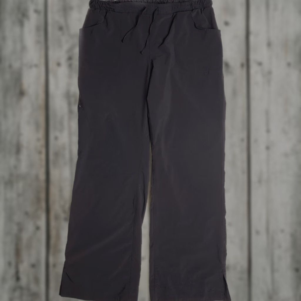 Champion VINTAGE Champion Track Pants 924 X-Large Regular Black Polyester / Spandex Inseam 30.5” / Outseam 41” Ragstock] Size US 36 / EU 52 - 1 Thumbnail