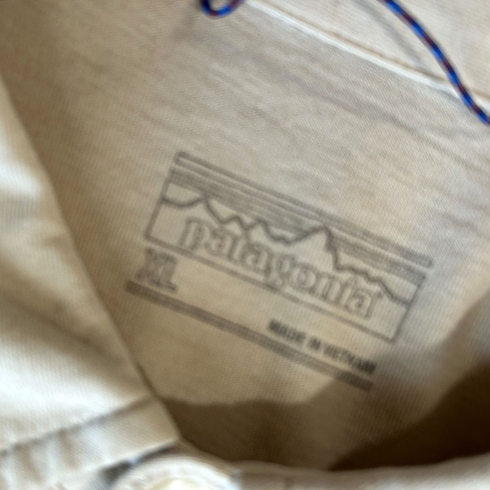Patagonia Patagonia Fitz Roy Polo Shirt Cream Short Sleeve Men's XL *Stain Size US XL / EU 56 / 4 - 3 Thumbnail