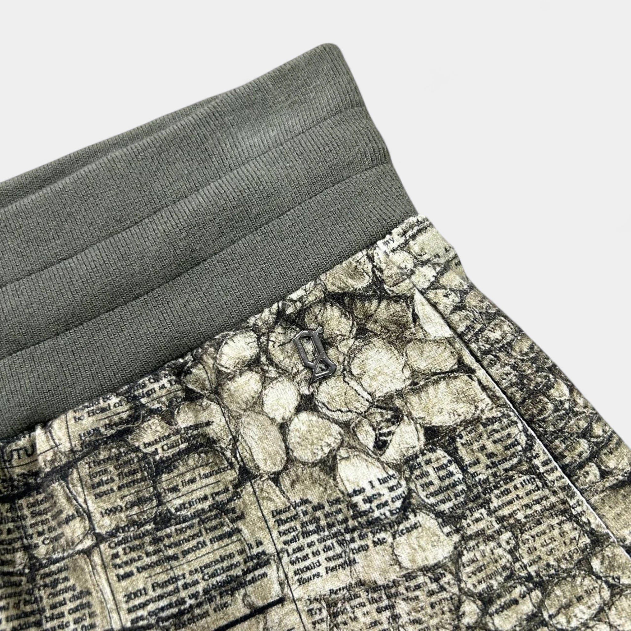 John Galliano Galliano Crocodile Mini Skirt Size 28" / US 6 / IT 42 - 4 Thumbnail