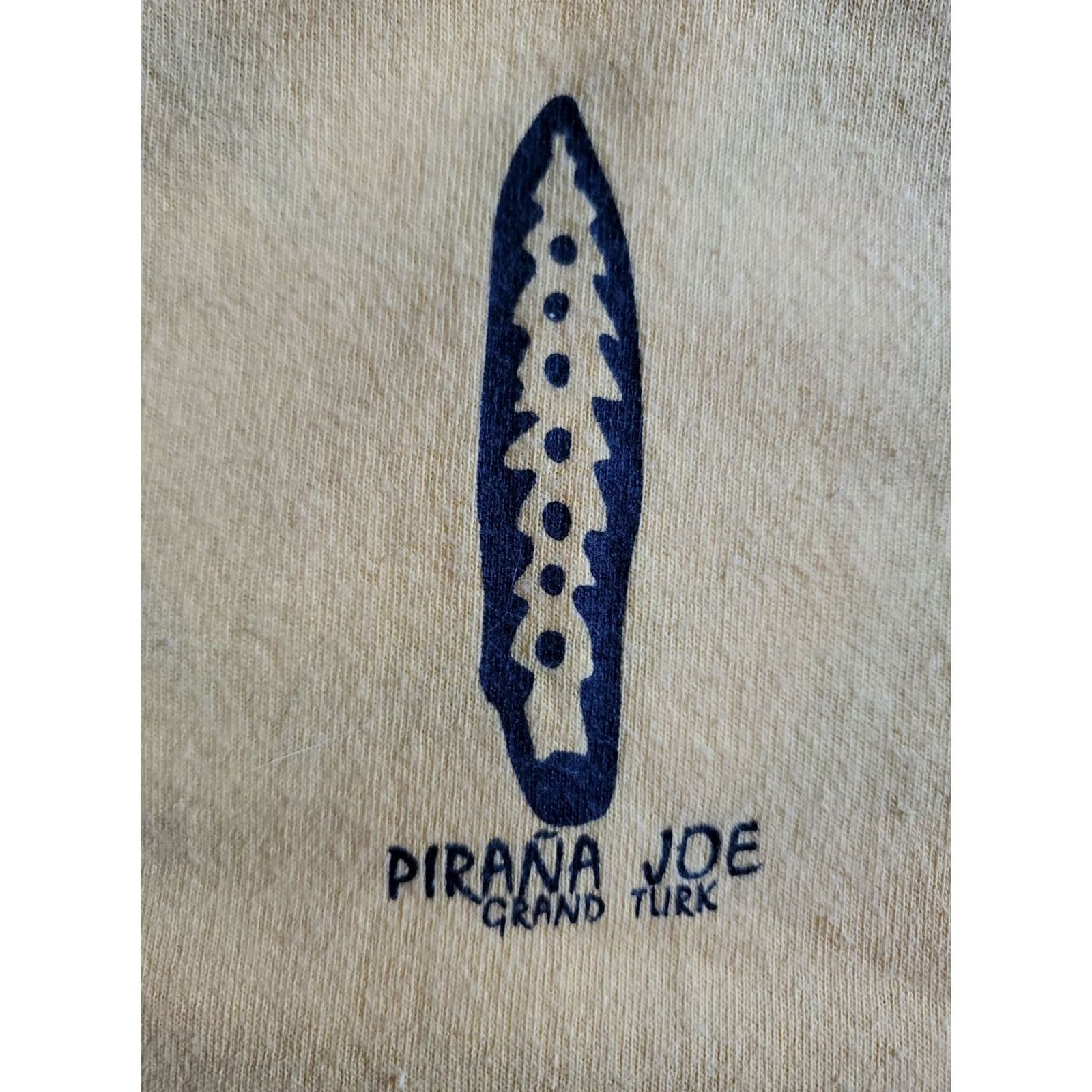 Vintage VINTAGE Pirana Joe Grand Turk Island Hammock Vacation Short Sleeve TShirt SZ L Large Yellow Cotton Men Crew Neck Paradise Surfing 90s Size US L / EU 52-54 / 3 - 5 Thumbnail