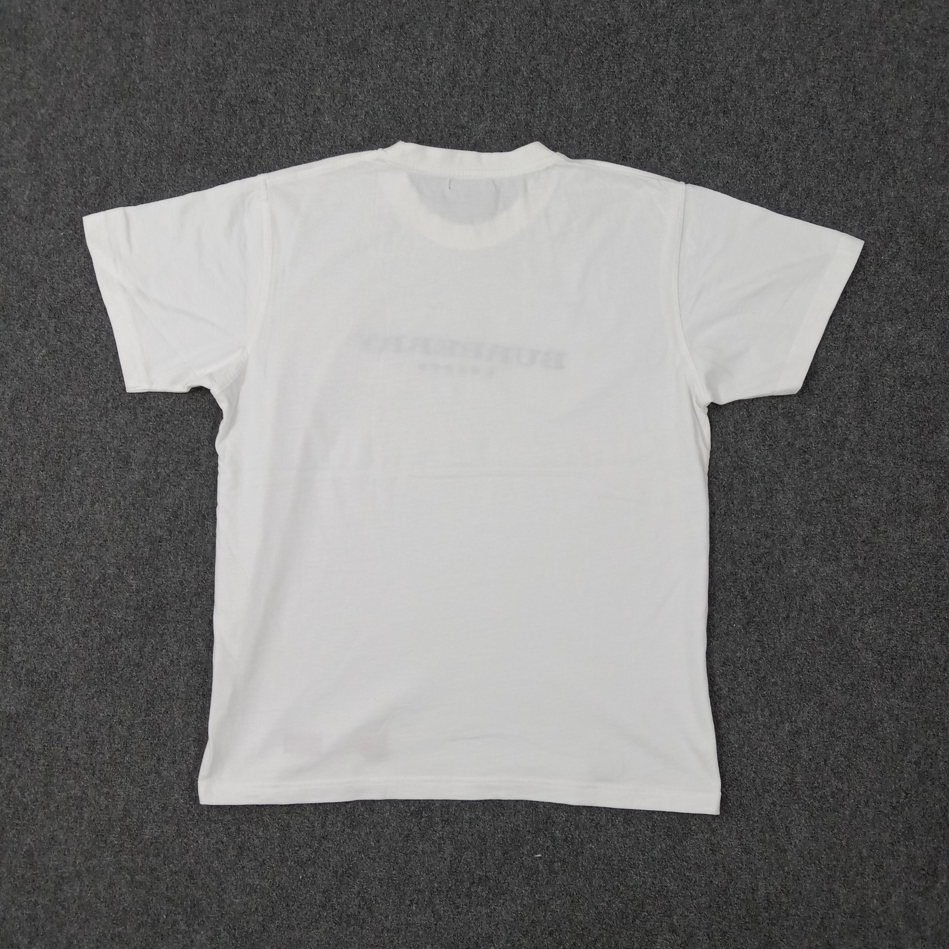 Burberry × Vintage Burberry London Spell Out Designer Tshirt Size US L / EU 52-54 / 3 - 4 Thumbnail