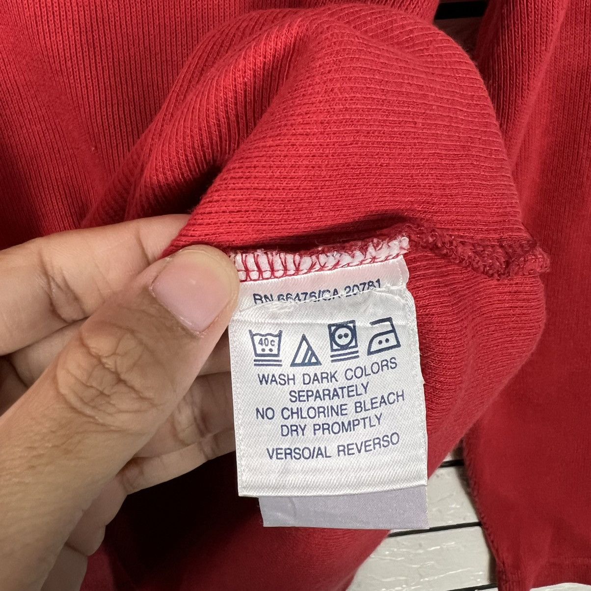 Tommy Jeans 90's TOMMY JEANS Embroidered Logo LS Vneck Tees #3993-C182 Size US S / EU 44-46 / 1 - 10 Thumbnail
