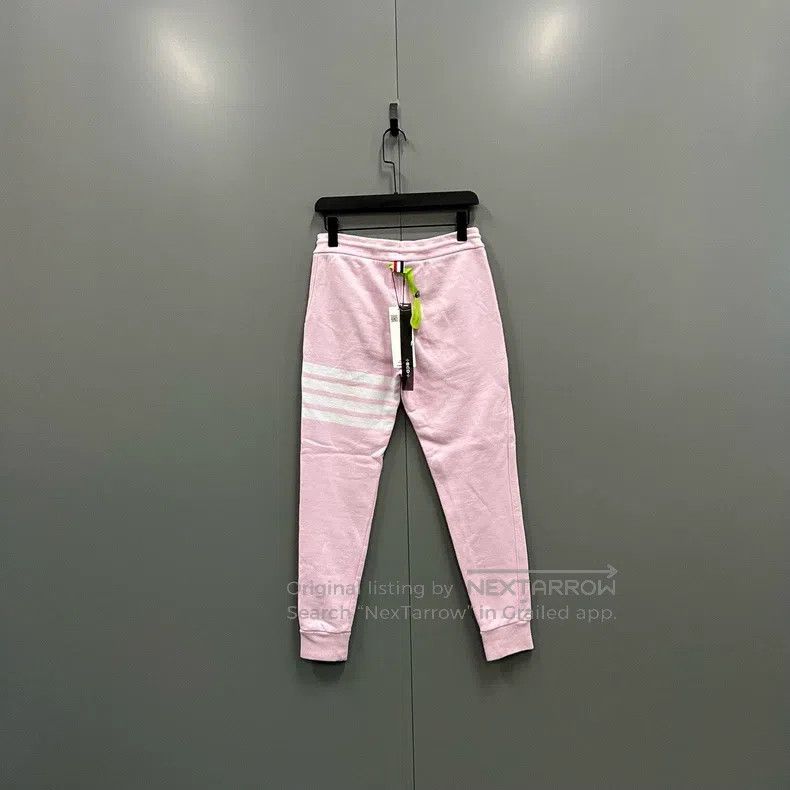 Thom Browne Thom Browne Pink sweatpants Size US 38 / EU 54 - 2 Thumbnail