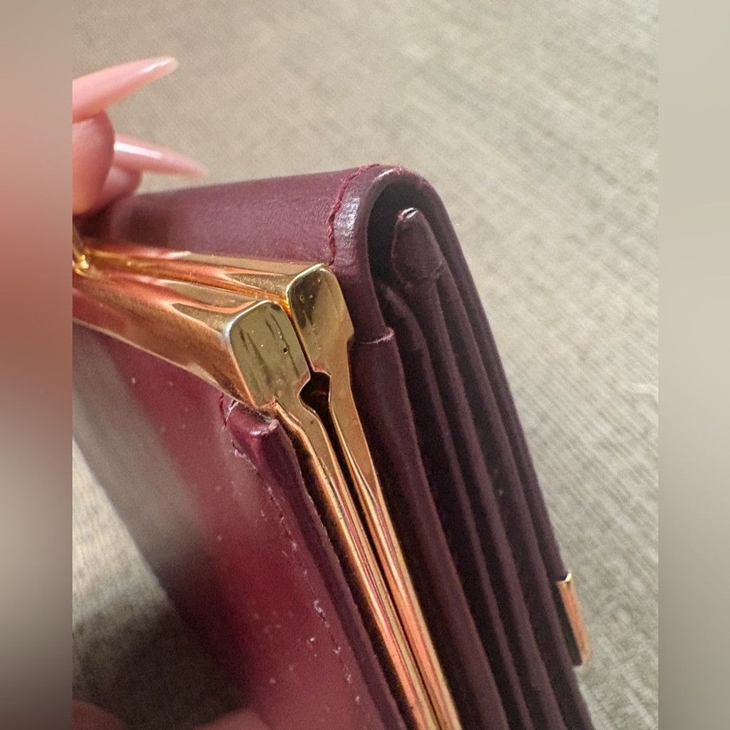 Cartier Cartier Tri-fold Leather Wallet Size ONE SIZE - 7 Thumbnail