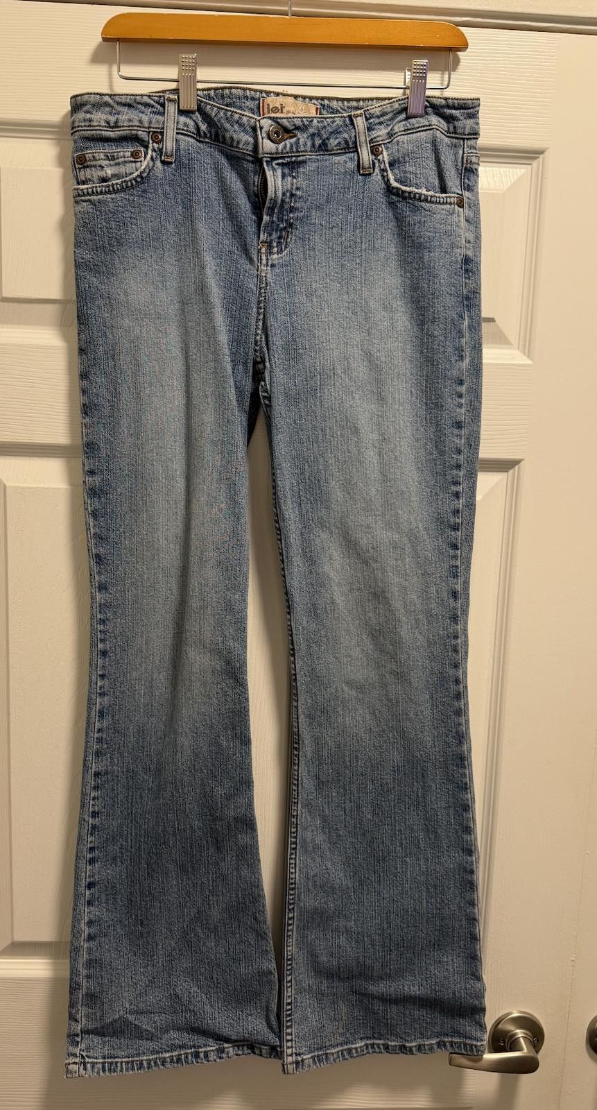 DKNY LEI Bootcut Jeans Size 11 Made in Mexico Size 30" / US 8 / IT 44 - 1 Thumbnail