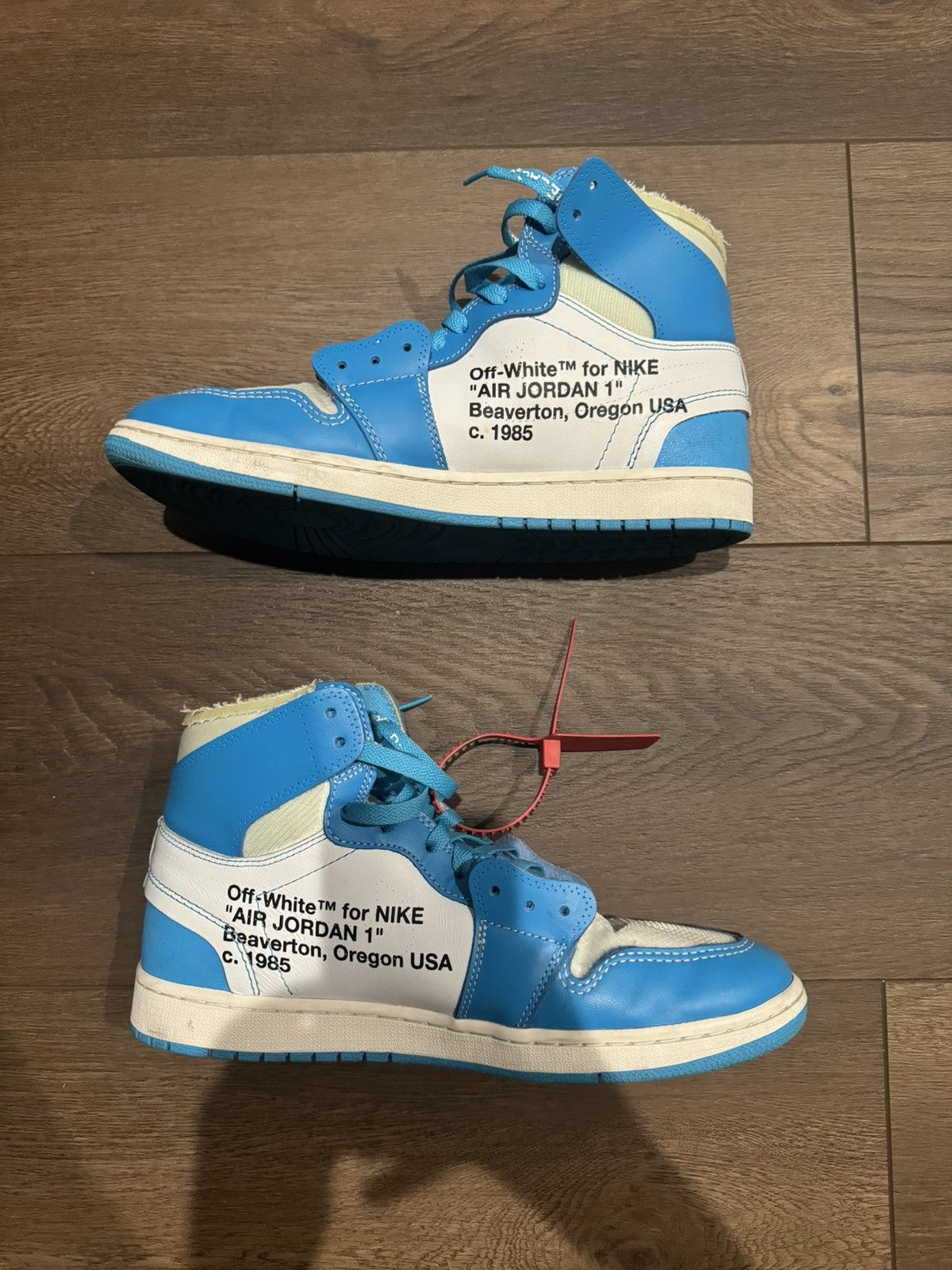 Nike × Off-White Off-White x Air Jordan 1 Retro High OG 'UNC' Size US 11.5 / EU 44-45 - 2 Thumbnail