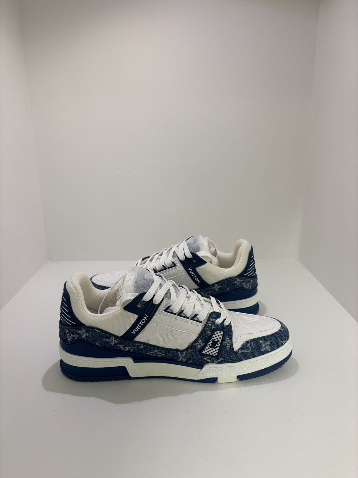 Louis Vuitton Louis Vuitton Denim Monogram Sneakers Size US 9.5 / EU 42-43 - 1 Thumbnail