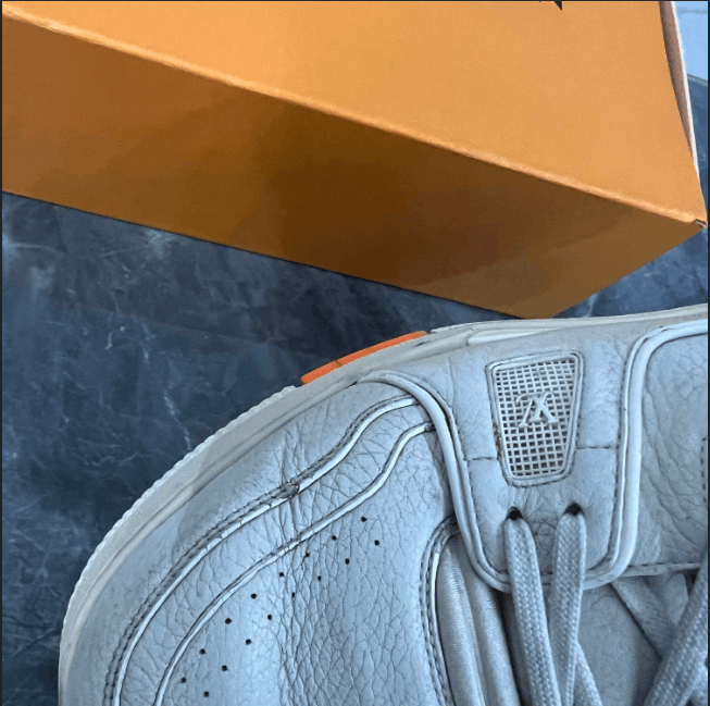 Louis Vuitton Louis Vuitton low-top sneakers Size US 10 / EU 43 - 6 Thumbnail
