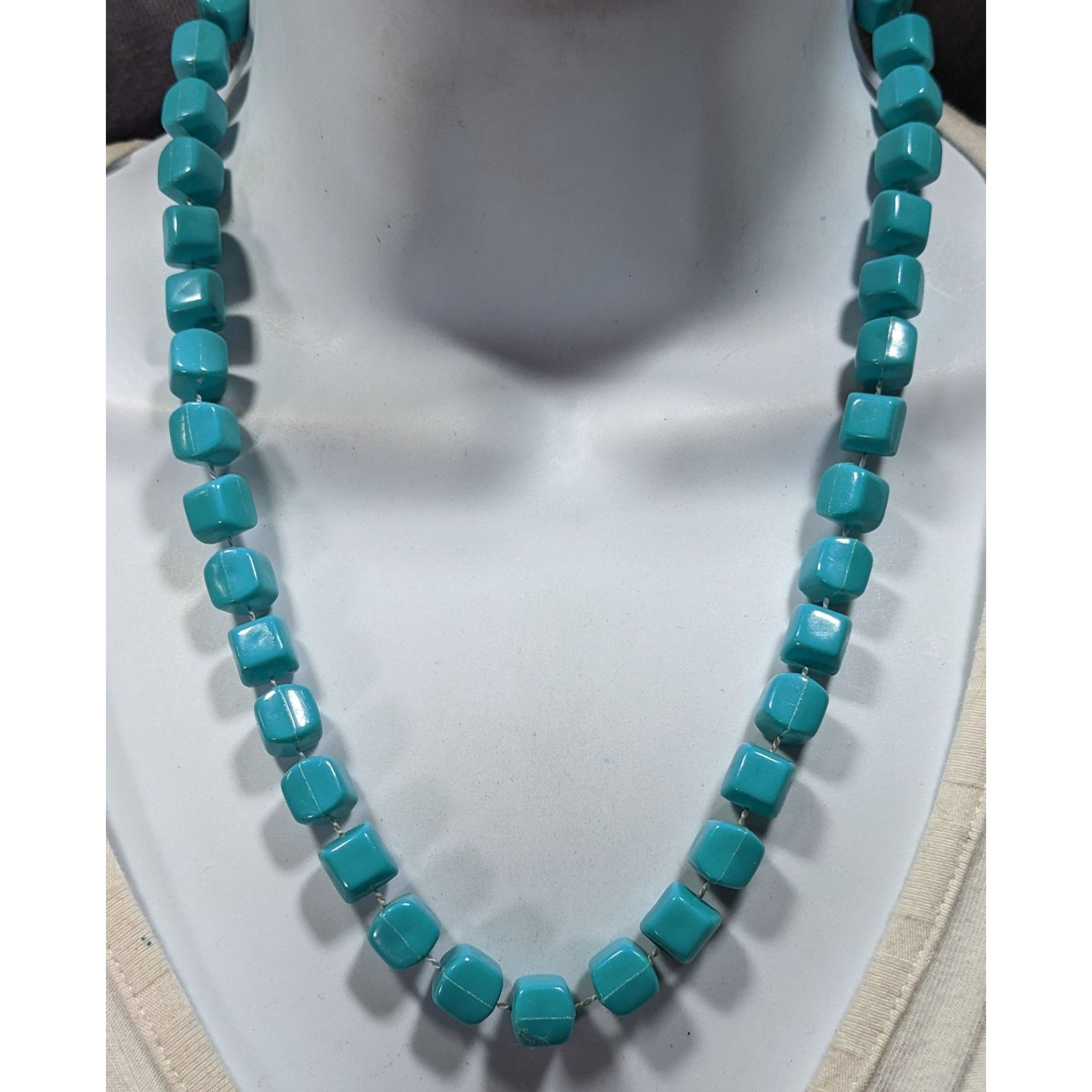 Other Blue Cube Plastic Beaded Casual Necklace Size ONE SIZE - 4 Thumbnail