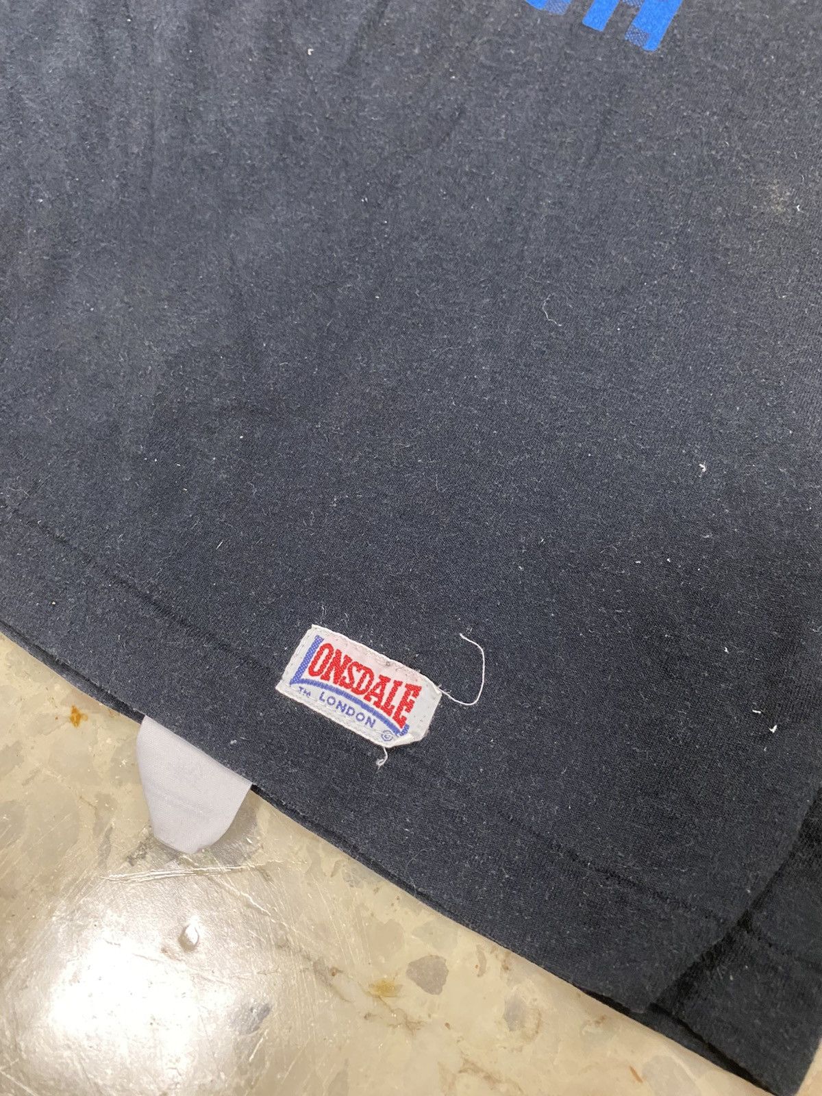 Lonsdale Vintage londale size L big logo 3385 Size US L / EU 52-54 / 3 - 3 Thumbnail
