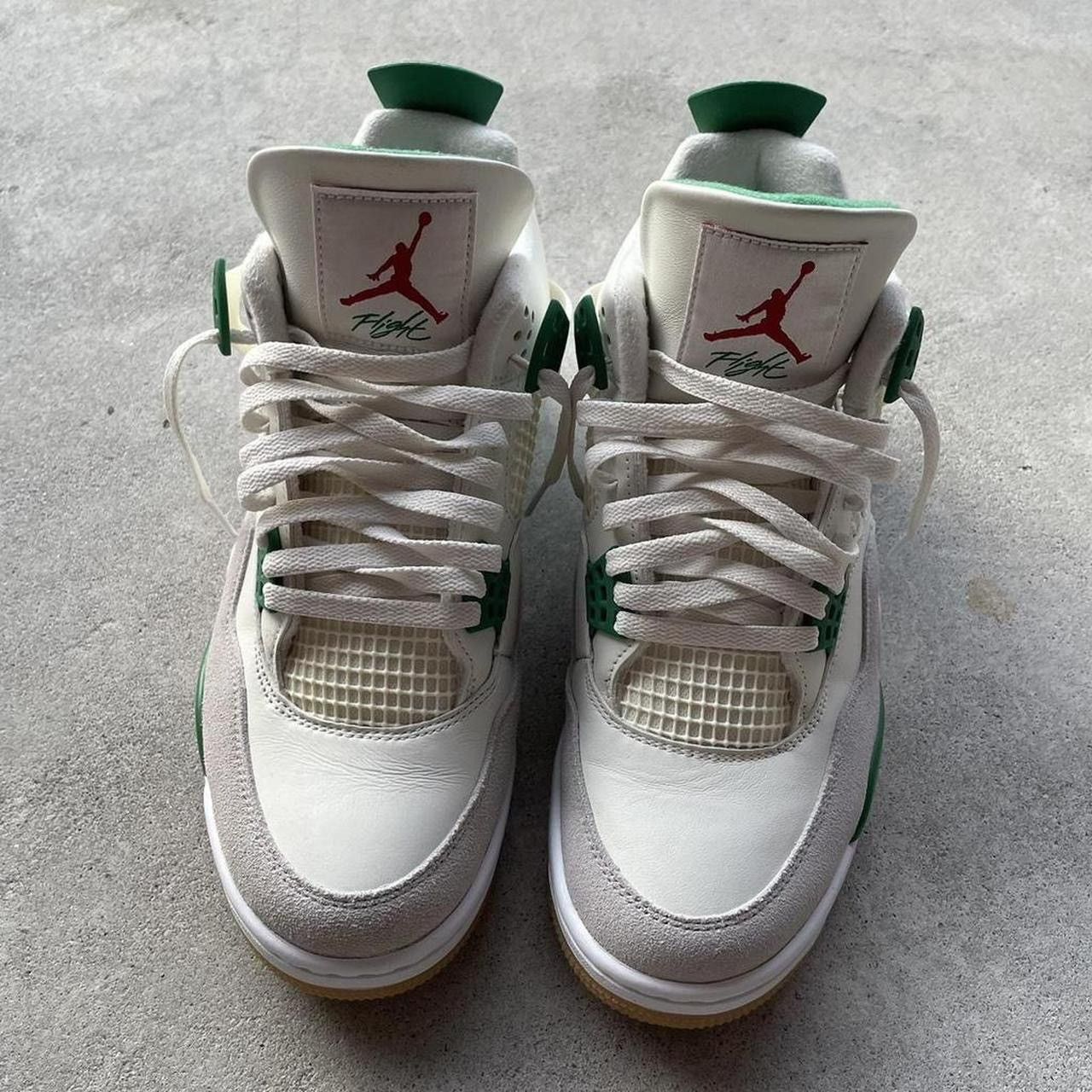 Nike SB Nike Jordan Retro 4 SB Pine Green Size US 10.5 / EU 43-44 - 2 Thumbnail
