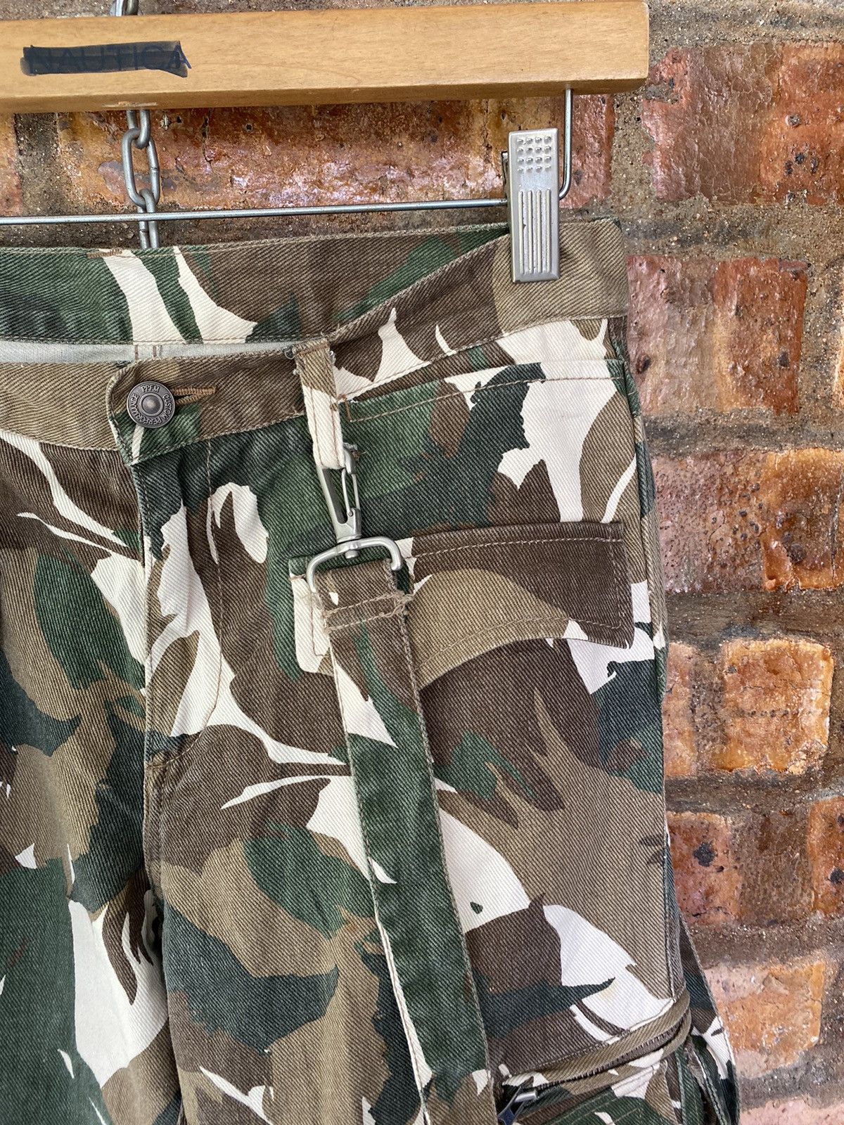 PPFM PPFM Bondage camo cargos pants Size US 29 - 5 Thumbnail