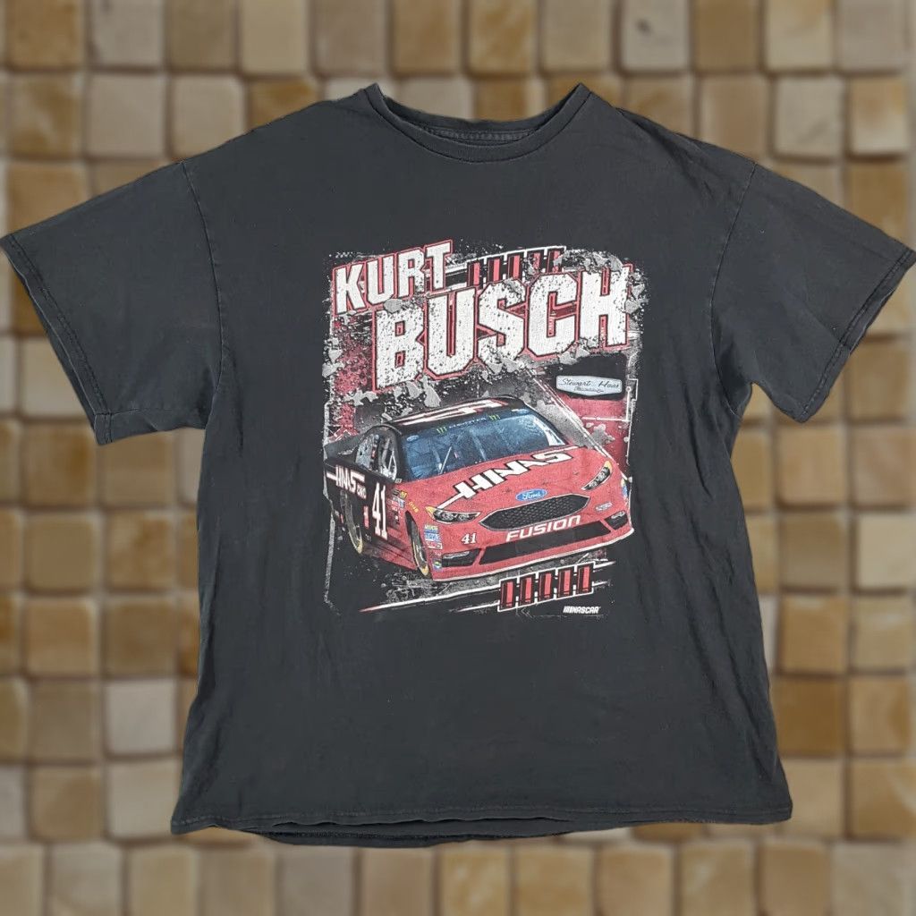 NASCAR Kurt Busch NASCAR Faded Black Short Sleeve Men's Large Car Racing T Shirt Grunge Size US L / EU 52-54 / 3 - 1 Thumbnail
