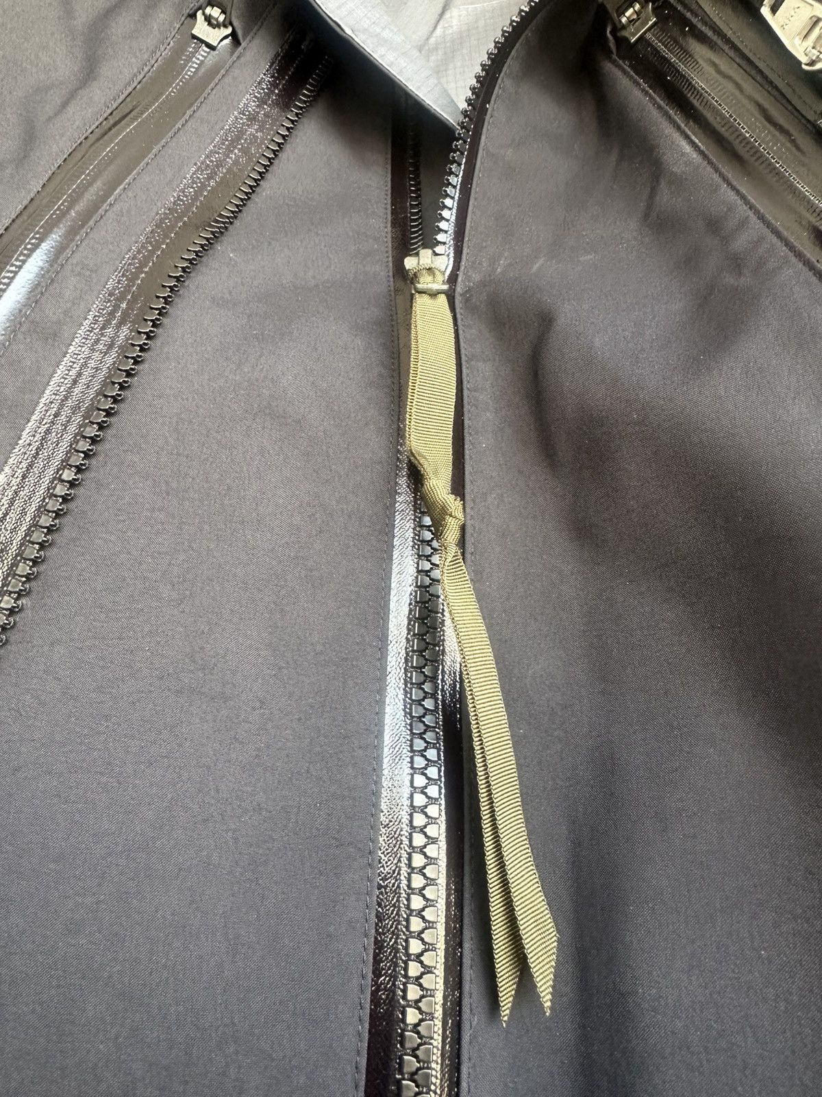 Acronym J127-GT Size US M / EU 48-50 / 2 - 6 Thumbnail