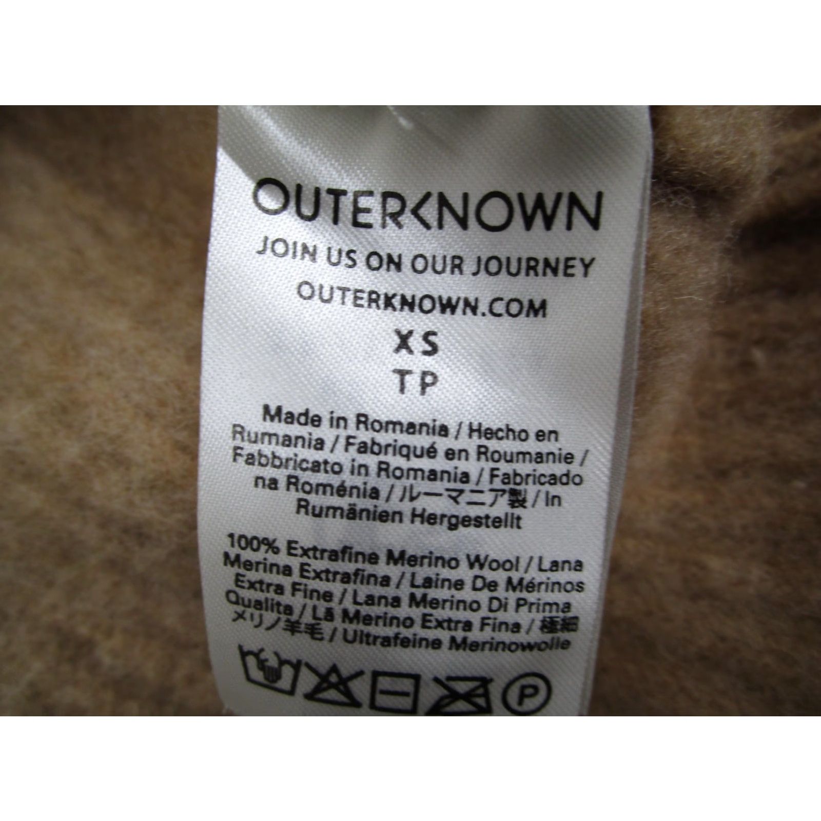 Outerknown Outerknown Cardigan Womens XS Beige 100% Merino Wool Button Ribbed Knit V-Neck Raglan Sleeve Size XS / US 0-2 / IT 36-38 - 4 Thumbnail