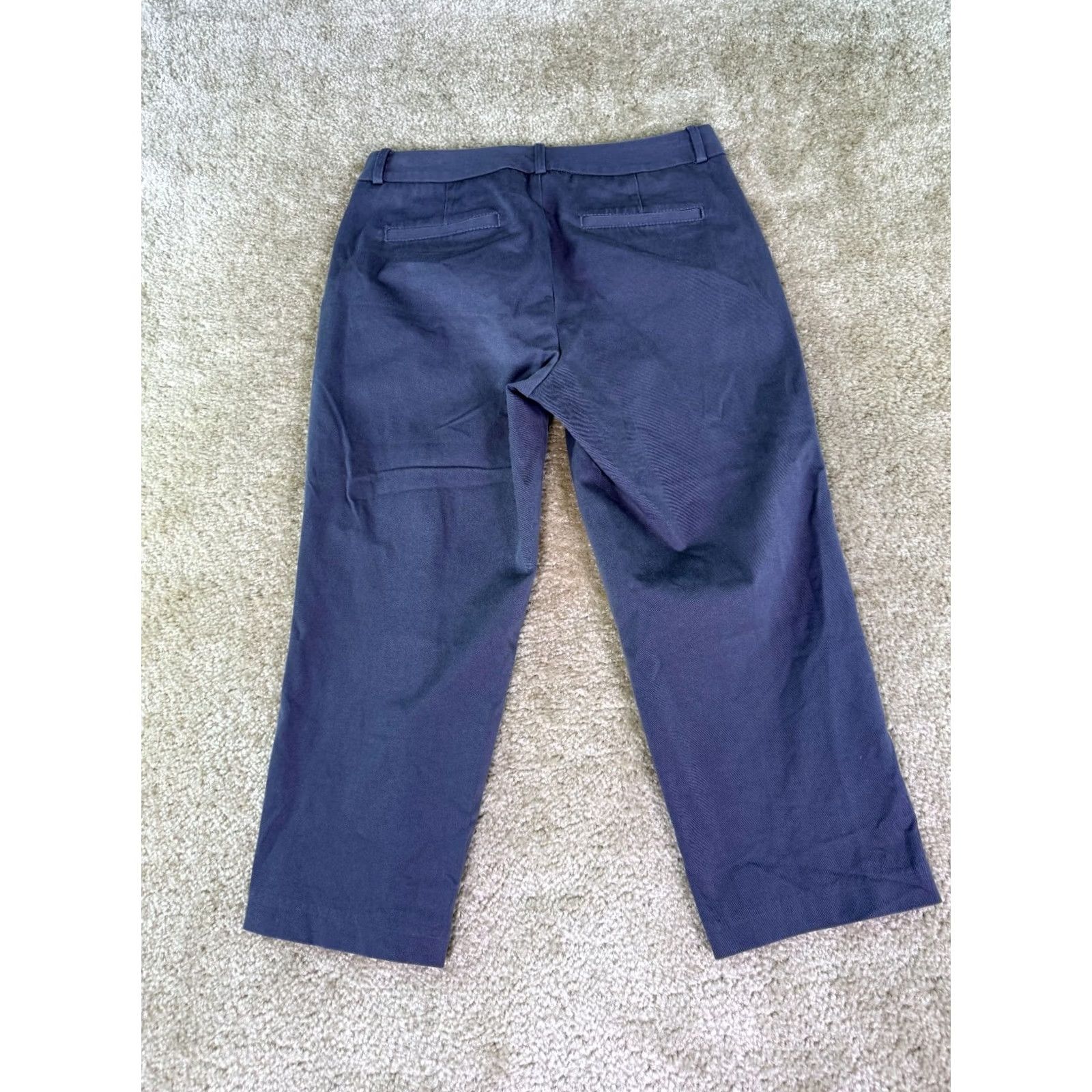Dockers DOCKERS Women’s Capri Pants Gray Size 4 Flat Front Mid Rise Size 27" / US 4 / IT 40 - 4 Thumbnail