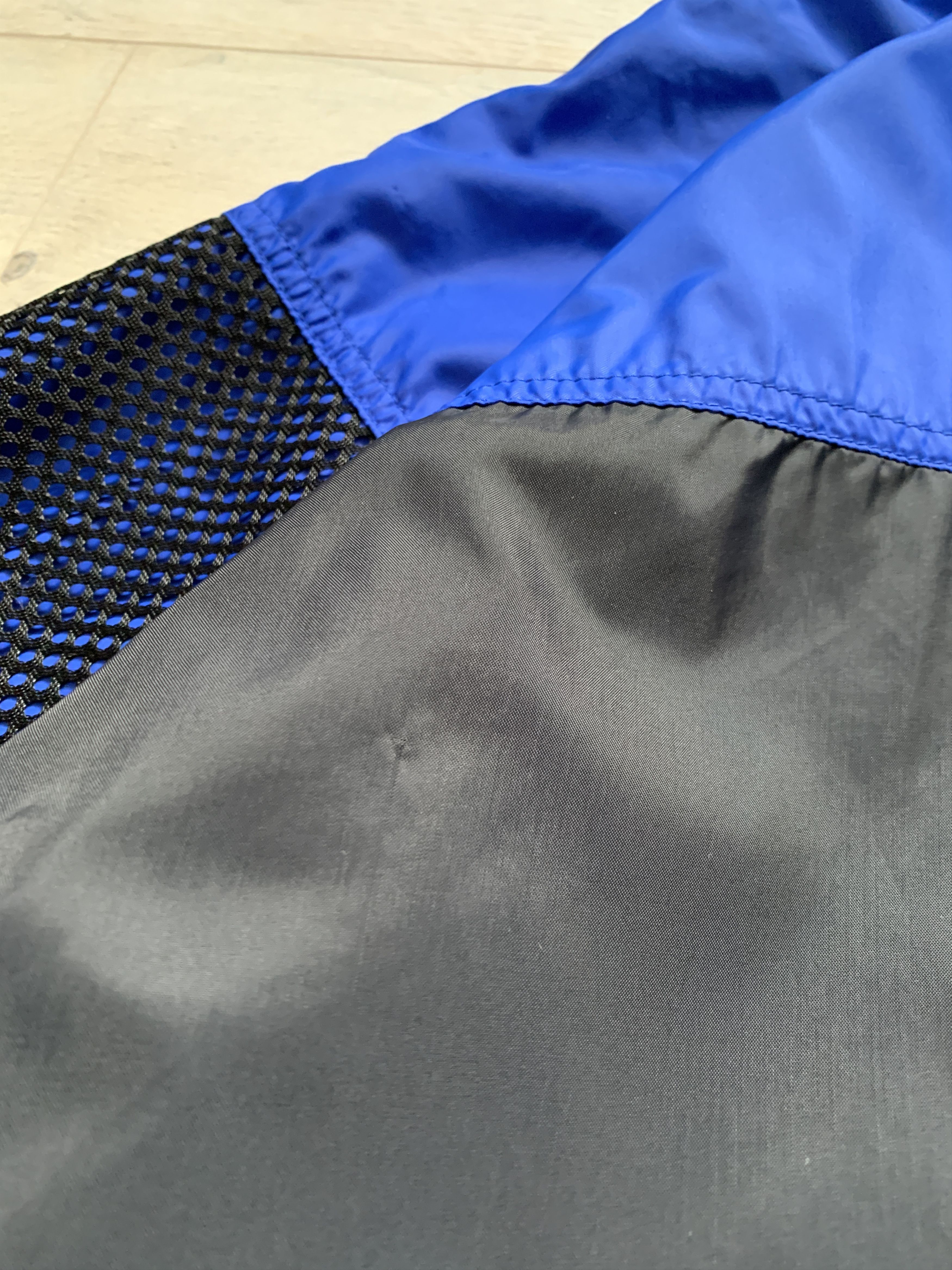 Nike × Vintage Vintage Nike Nylon Jacket Big Logo Baggy Crazy 90s Size US XL / EU 56 / 4 - 8 Thumbnail