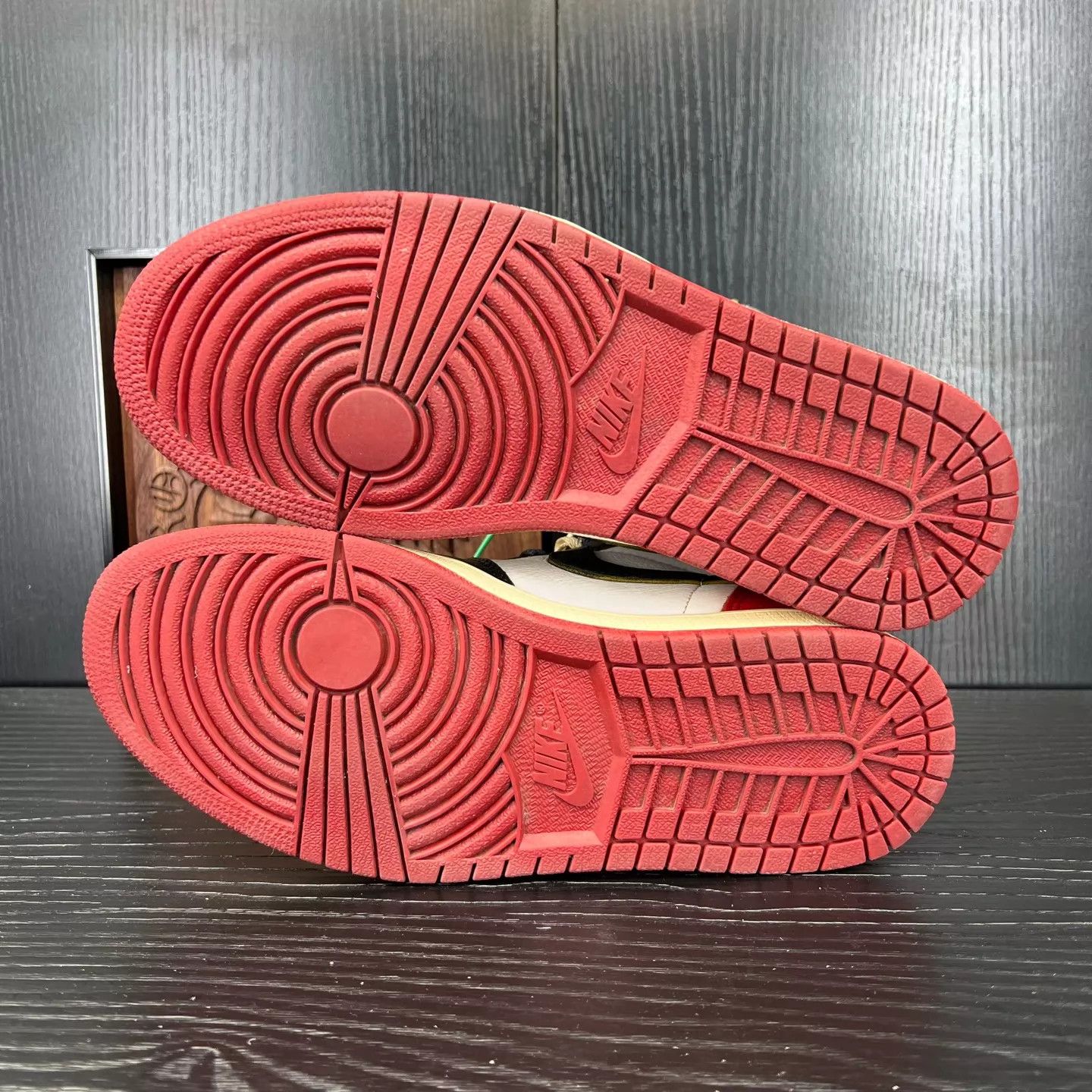 Nike Jordan 1 Union Black Red 41 Size US 8 / EU 41 - 8 Thumbnail