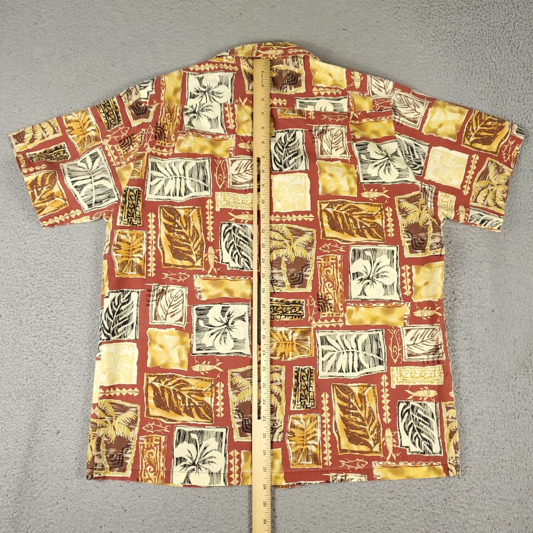Vintage VINTAGE Howie Hawaiian Shirt Mens Medium Floral Red Orange Button-Up Collared Aloha Beach Size US M / EU 48-50 / 2 - 4 Thumbnail