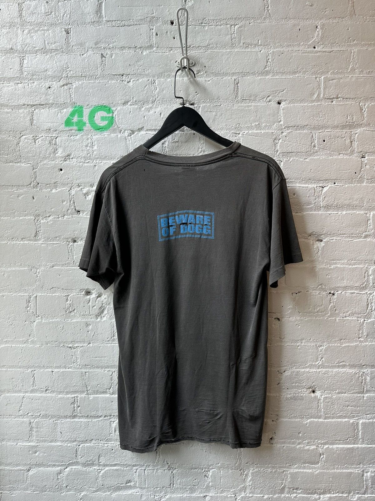 Vintage OG SNOOP DOG VINTAGE T 1OF5 LEFT Size US L / EU 52-54 / 3 - 3 Thumbnail
