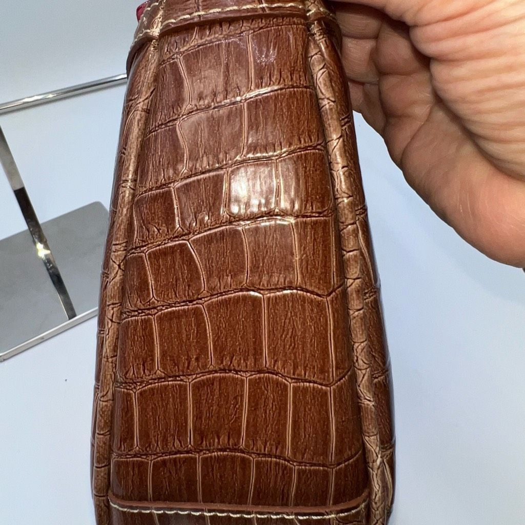 Liz Claiborne Liz Claiborne Croc Embossed Vintage Organizer Shoulder Bag Size ONE SIZE - 5 Thumbnail