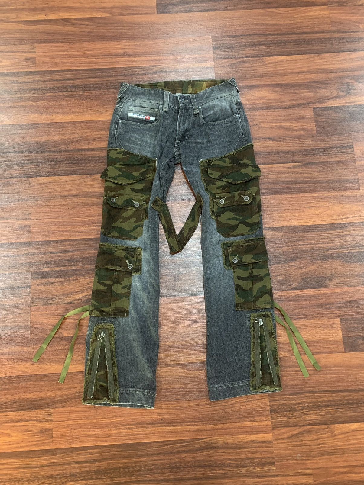 If Six Was Nine × Nicole Club 💥Rare💥Nicole Club For Men Cargo Jeans Size US 32 / EU 48 - 2 Thumbnail