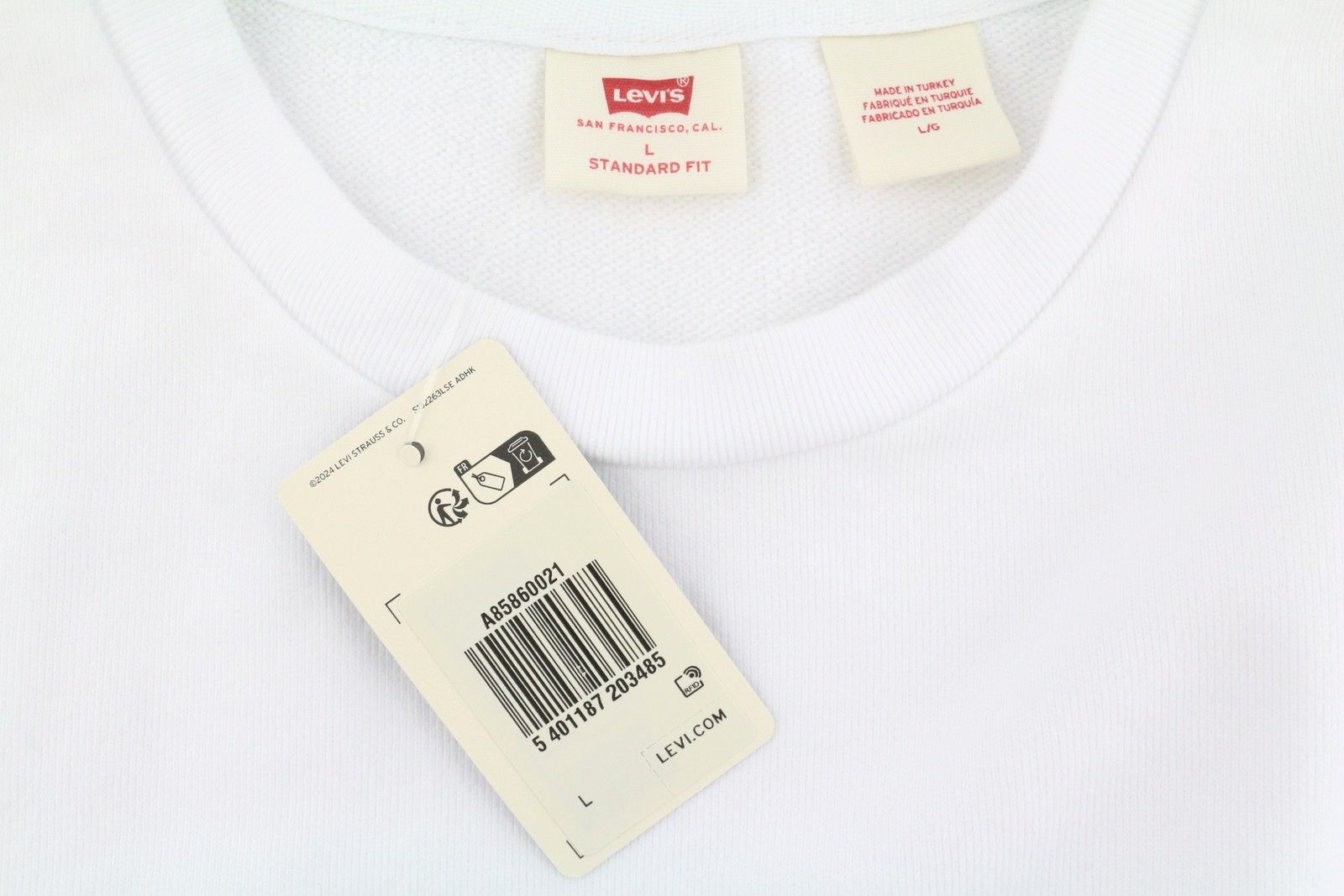 Levi's STANDARD FIT L White Crew Neck Logo Cotton Pullover 87104 Size US L / EU 52-54 / 3 - 7 Thumbnail